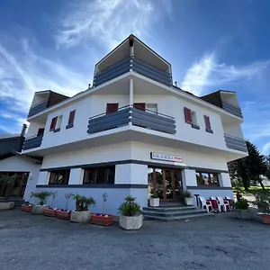 Aurora Hotel